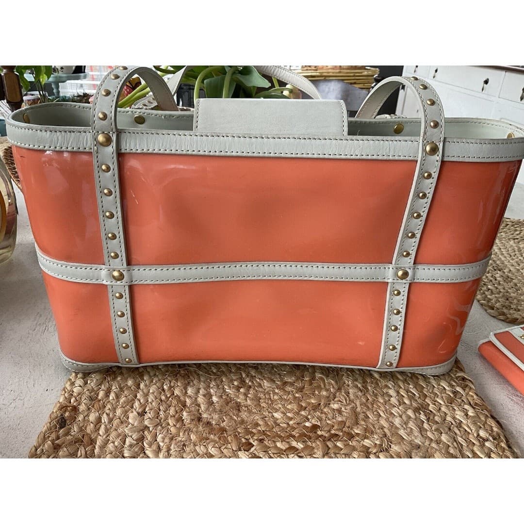 MAXX New York Patent Coral Handbag & Matching Wallet - Thumbnail 2