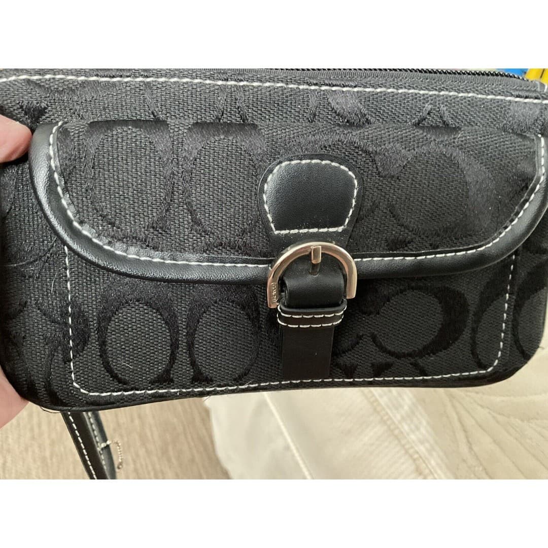 COACH Black Corner Zip Wristlet In Canvas Leather EUC - Thumbnail 4