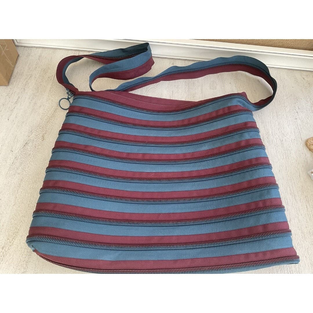 ZIPIT Big Tote Bag One Long Zipper Handle Storage Blue Maroon - Thumbnail 3