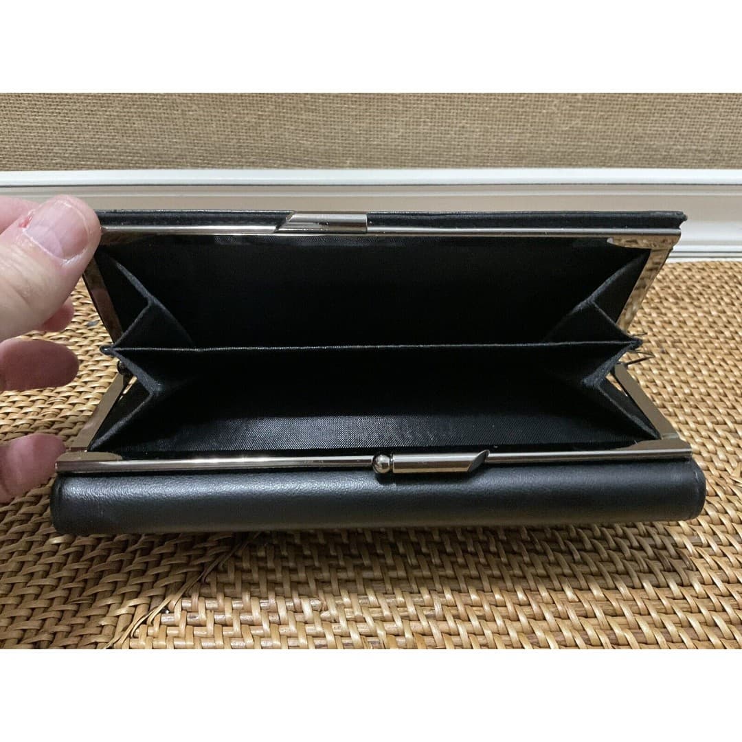 Nine West Woman’s Black Wallet With Slots For Credit Cards Check Book NWOT - Thumbnail 9