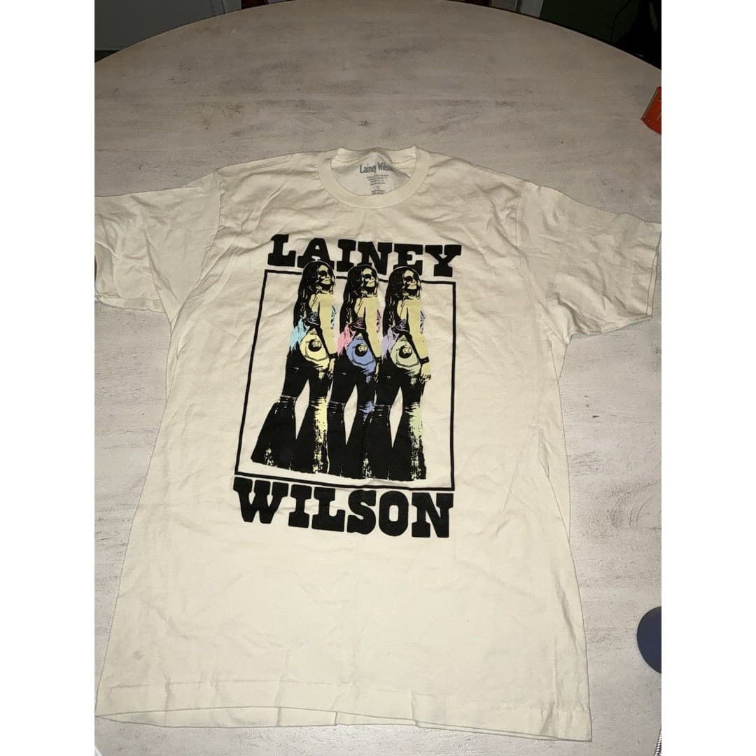 Lainey Wilson Cream T-Shirt Western Country Music Sz Large