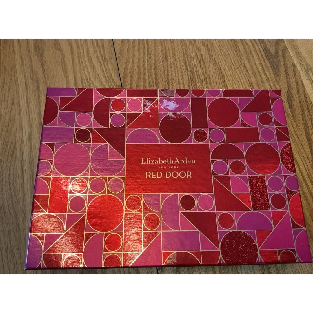 Elizabeth Arden Red Door Parfum, Toilette Spray, & Body Lotion 3pc Set - Thumbnail 3