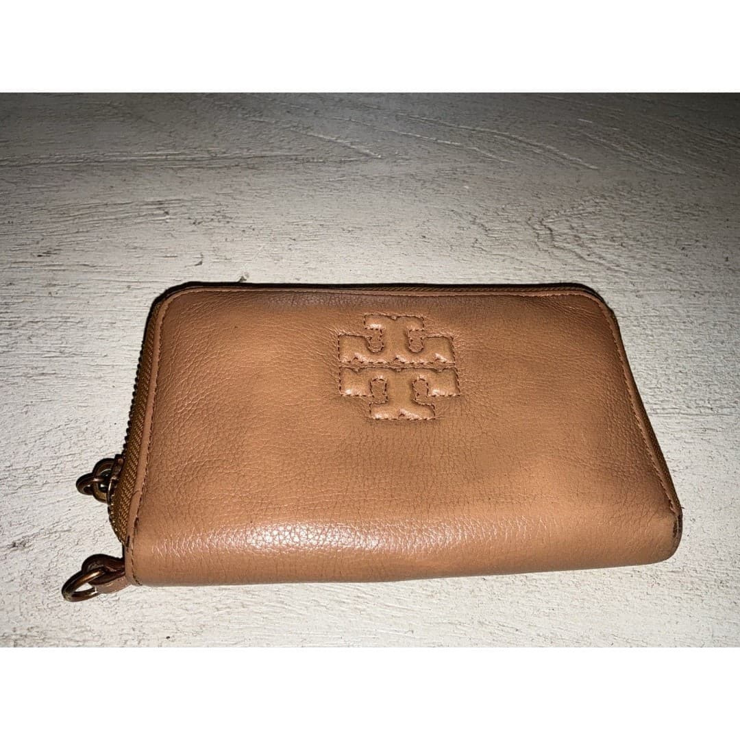 Tory Burch Thea Zip Around Wallet Wristlet Cognac Brown READ