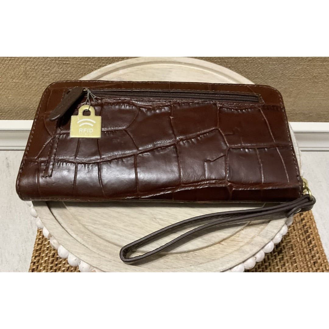 Fossil Large Zip Around Women's Brown Crocodile Wallet /Wristlet NWT - Thumbnail 2