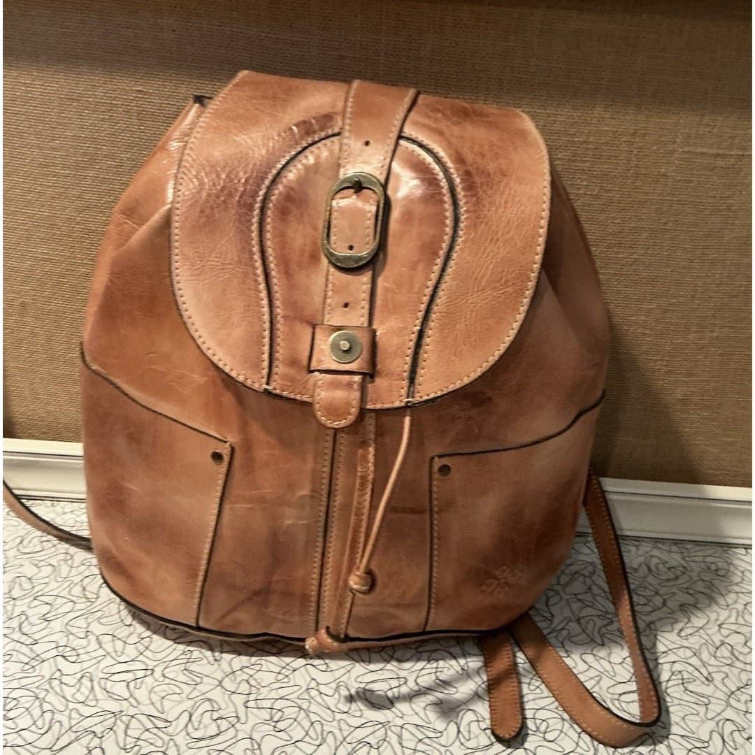Patricia Nash Leather Backpack Tan Cognac Distressed Vintage Drawstring & Buckle