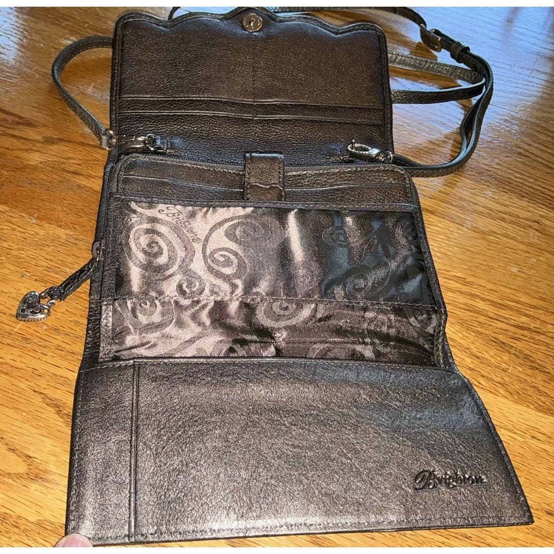 Vintage Brighton Silver Metallic Embossed Leather Crossbody Handbag - Thumbnail 4