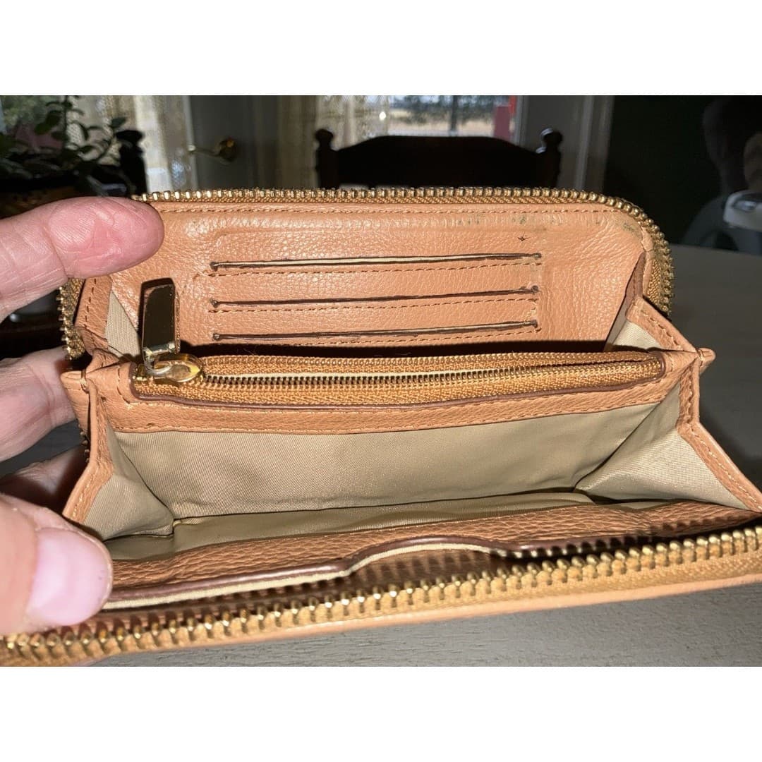 Tory Burch Thea Zip Around Wallet Wristlet Cognac Brown READ - Thumbnail 7