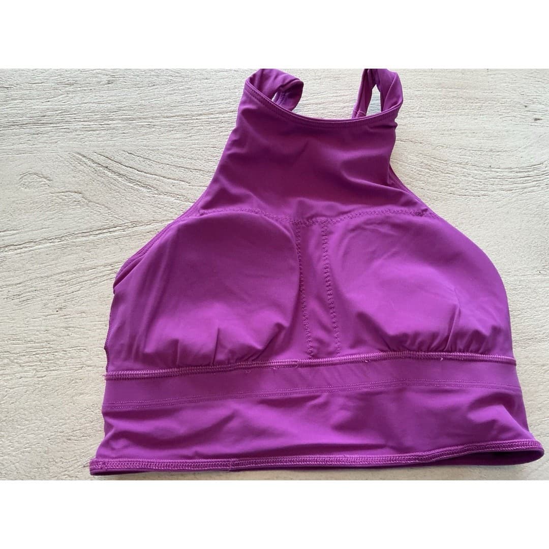 Women’s Lululemon Invigorate Training Tank Size 4 - Thumbnail 3