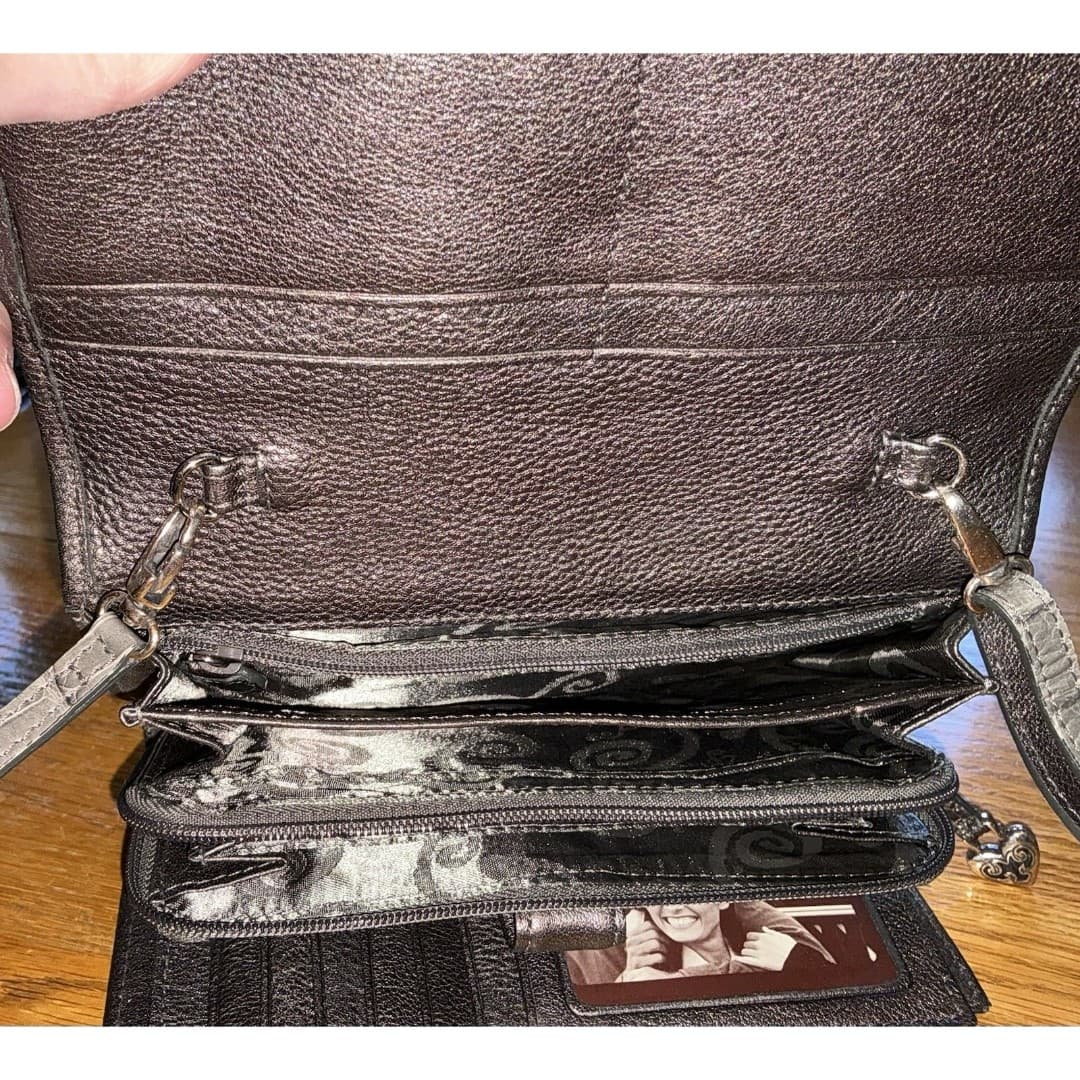 Vintage Brighton Silver Metallic Embossed Leather Crossbody Handbag - Thumbnail 9