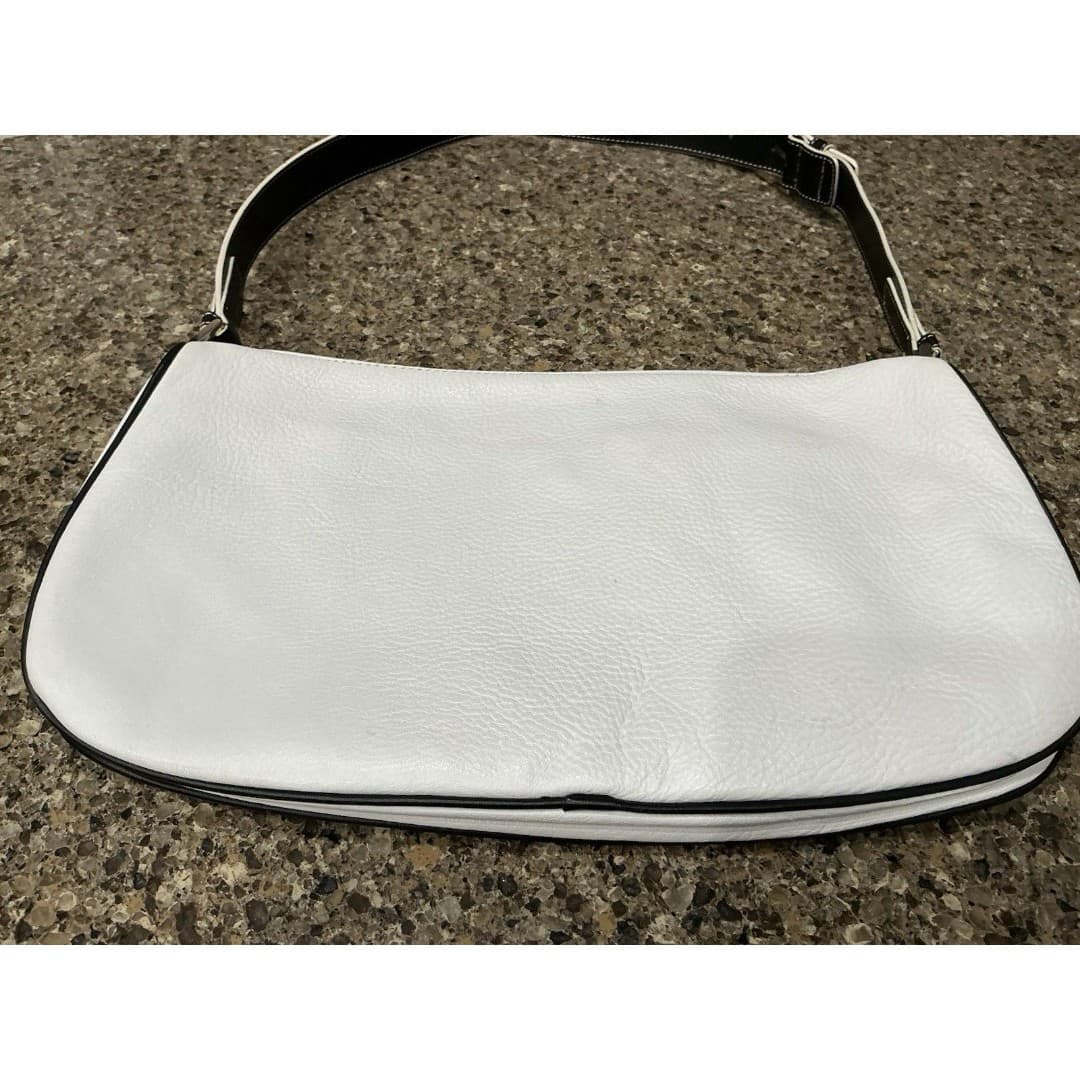MAXX New York Leather Handbag Shoulder Adjustable White Pebbled Silver Hardware - Thumbnail 4