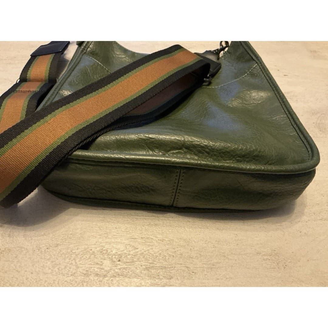 Ah-Dorned Silver Vegan Leather Crossbody Messenger Bag w/ Strap - Thumbnail 7