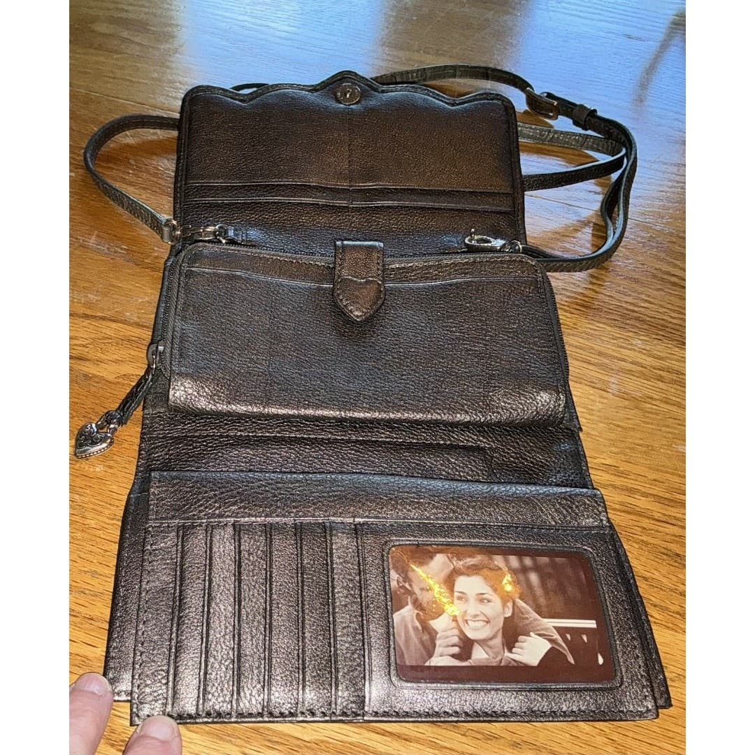 Vintage Brighton Silver Metallic Embossed Leather Crossbody Handbag - Thumbnail 5