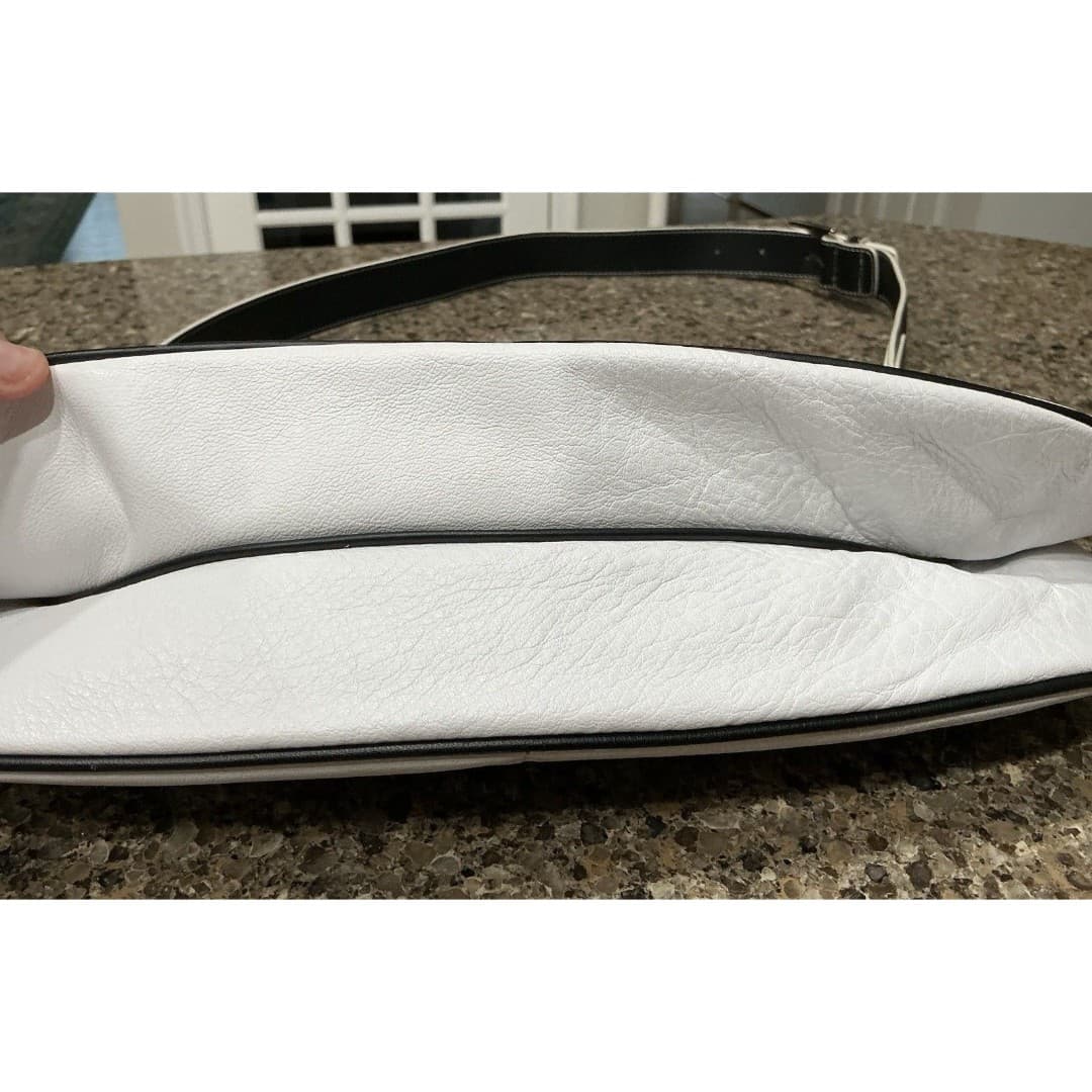 MAXX New York Leather Handbag Shoulder Adjustable White Pebbled Silver Hardware - Thumbnail 5