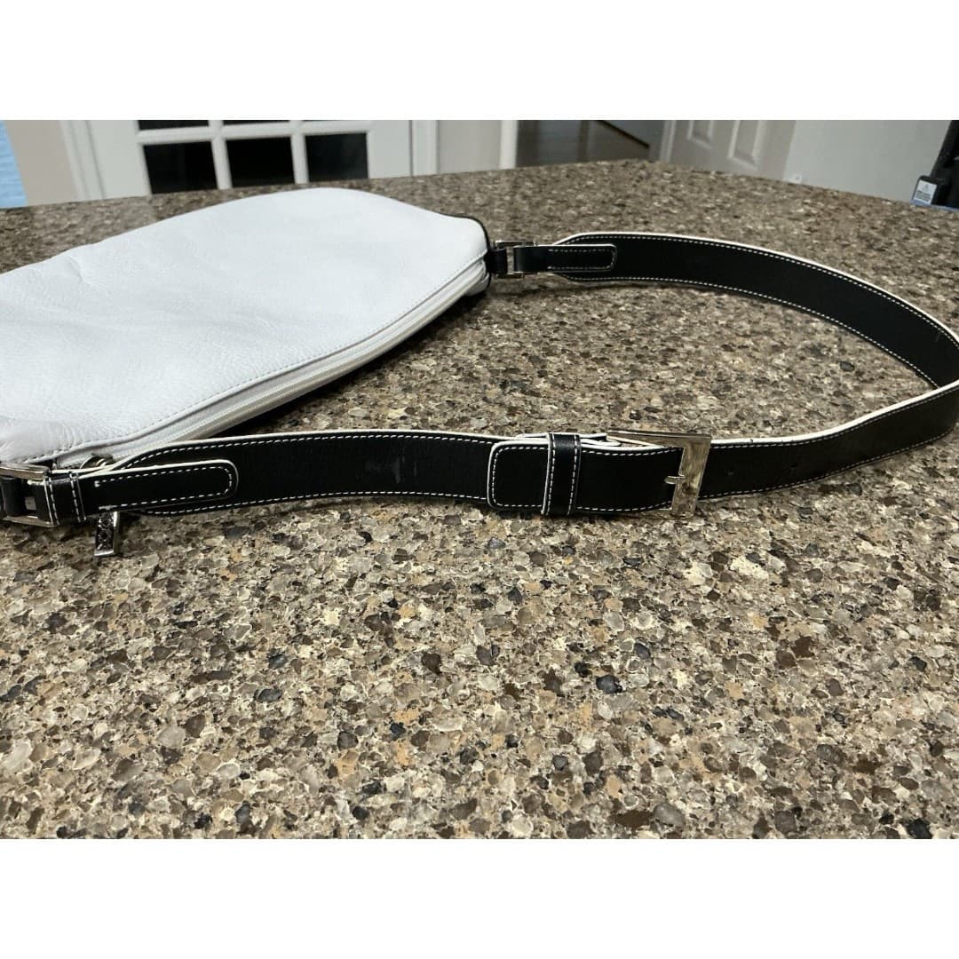 MAXX New York Leather Handbag Shoulder Adjustable White Pebbled Silver Hardware - Thumbnail 11