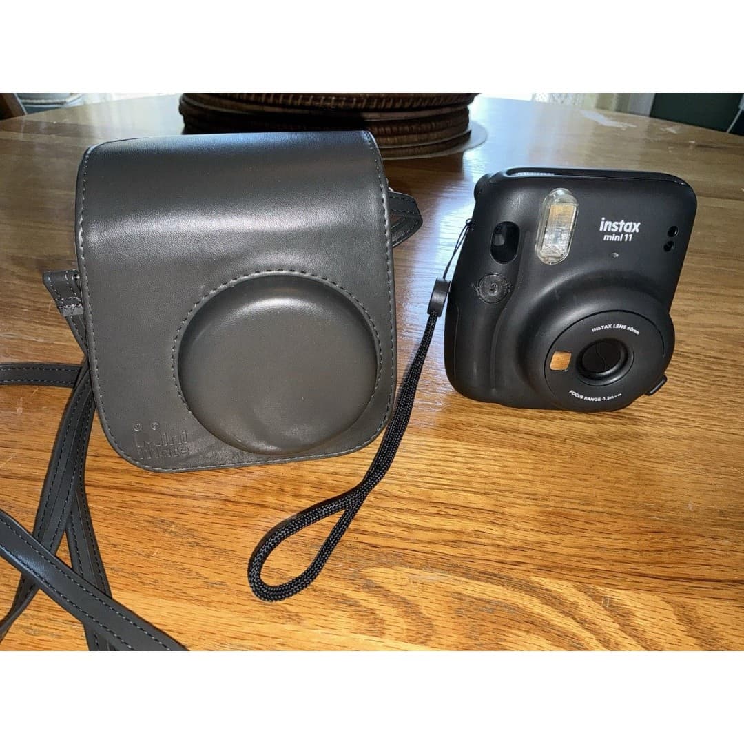 Fujifilm Instax Mini 11 Instant Film Camera - Chocolate Brown Instant Camera - Thumbnail 3