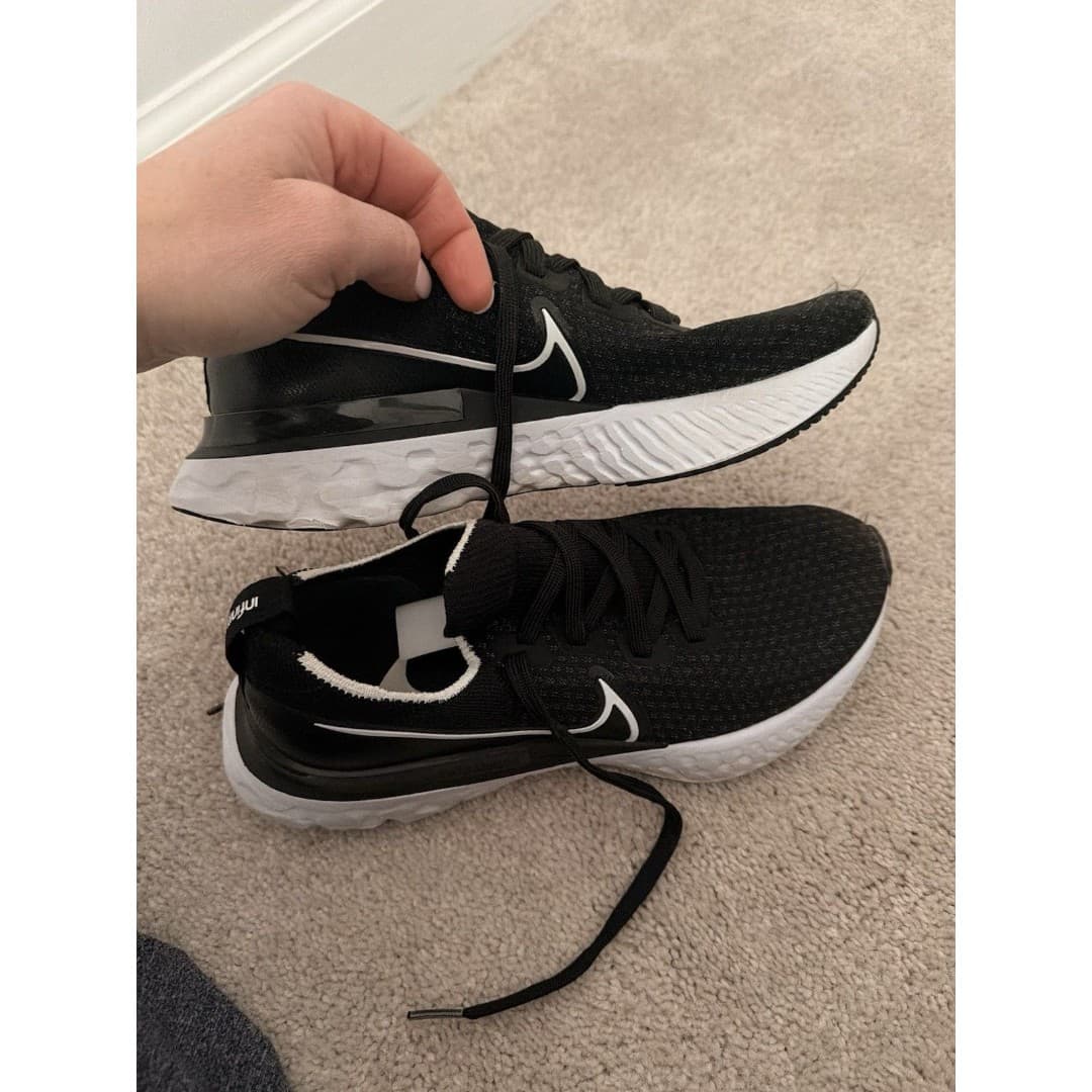 Nike React Infinity Run Flyknit Women's Size 8 Running Shoes Black - Thumbnail 3