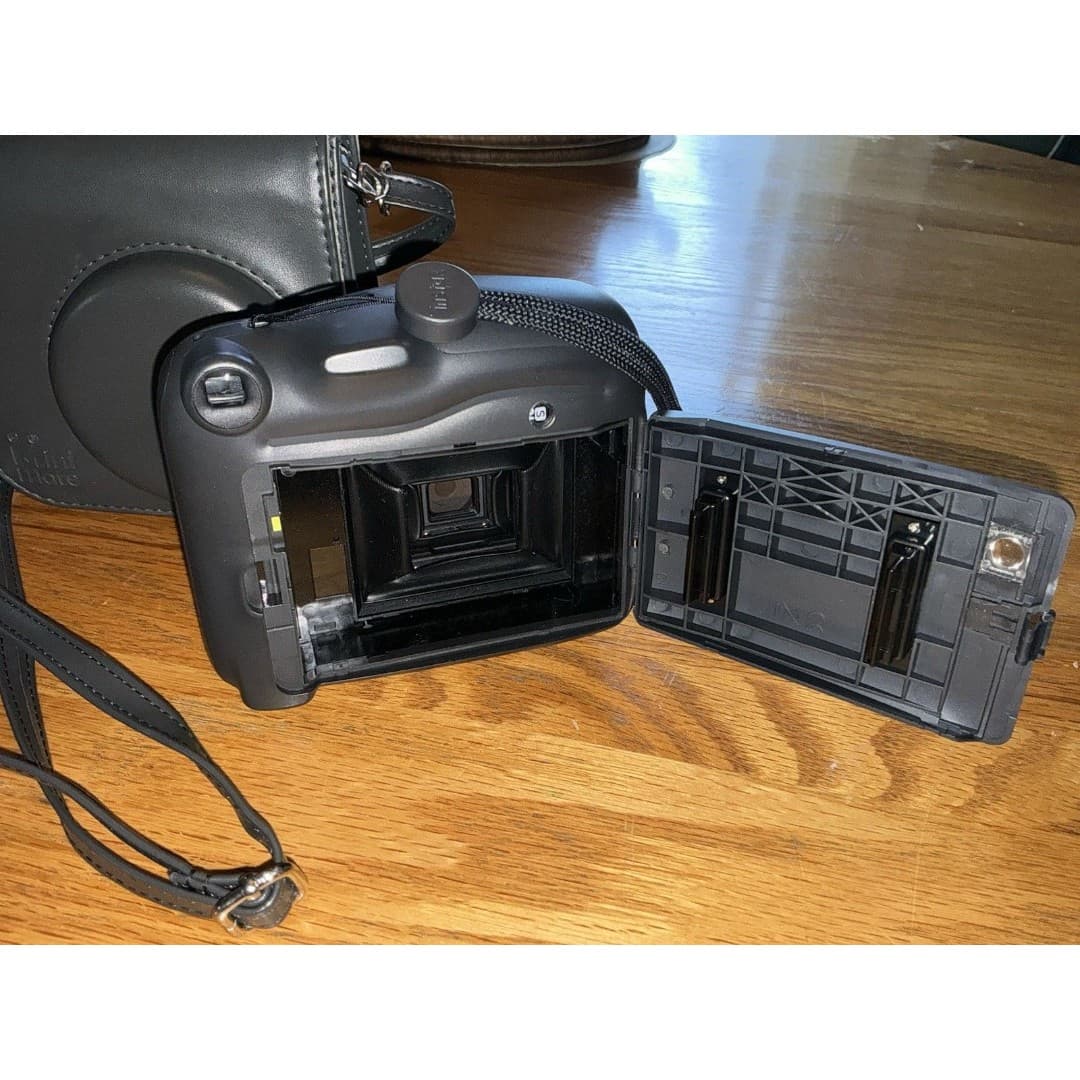 Fujifilm Instax Mini 11 Instant Film Camera - Chocolate Brown Instant Camera - Thumbnail 6