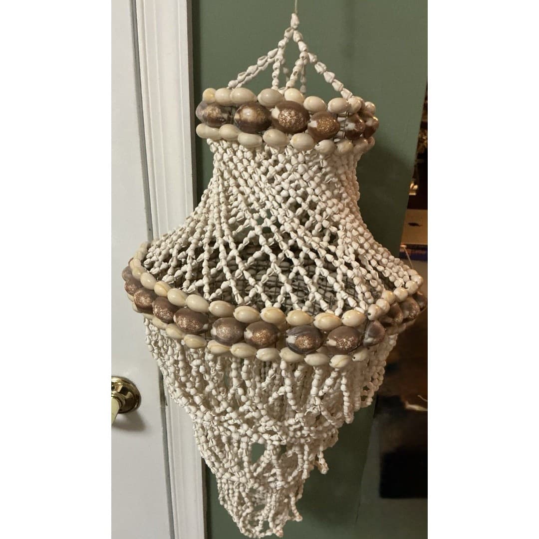Medium Vintage 70’s Seashell Chandelier Boho Beach Tiki Hanging Macrame - Thumbnail 3
