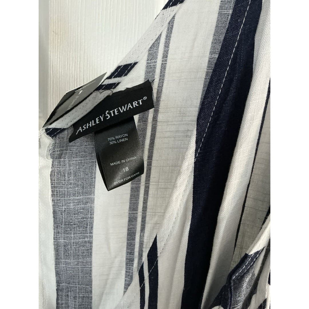 Women’s Ashley Stewart Navy blue Striped Jumpsuit Linen Sz 18 - Thumbnail 10