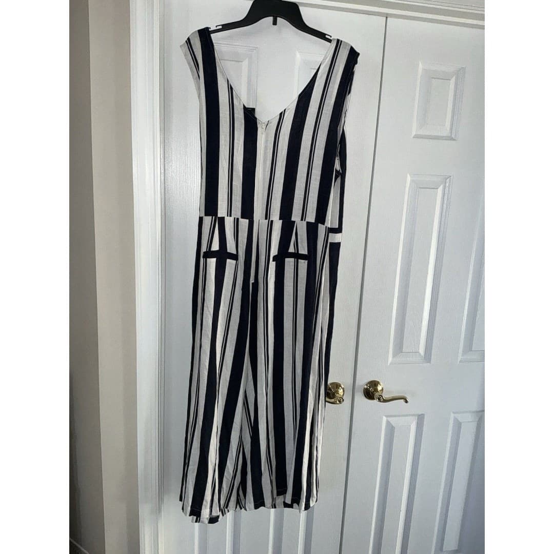 Women’s Ashley Stewart Navy blue Striped Jumpsuit Linen Sz 18 - Thumbnail 2