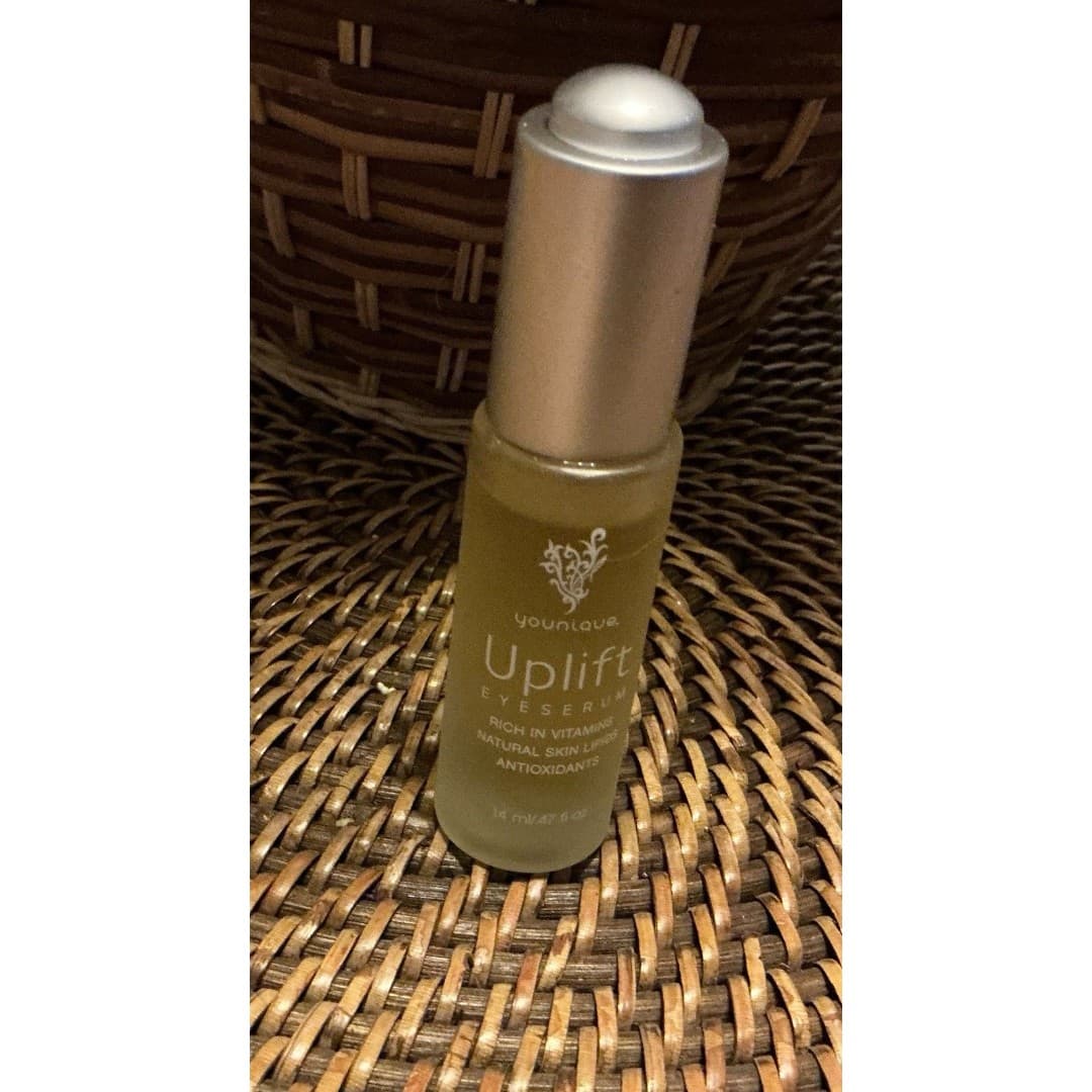 Younique Uplift Eye Serum .47 Ounces 99% Full - Thumbnail 2