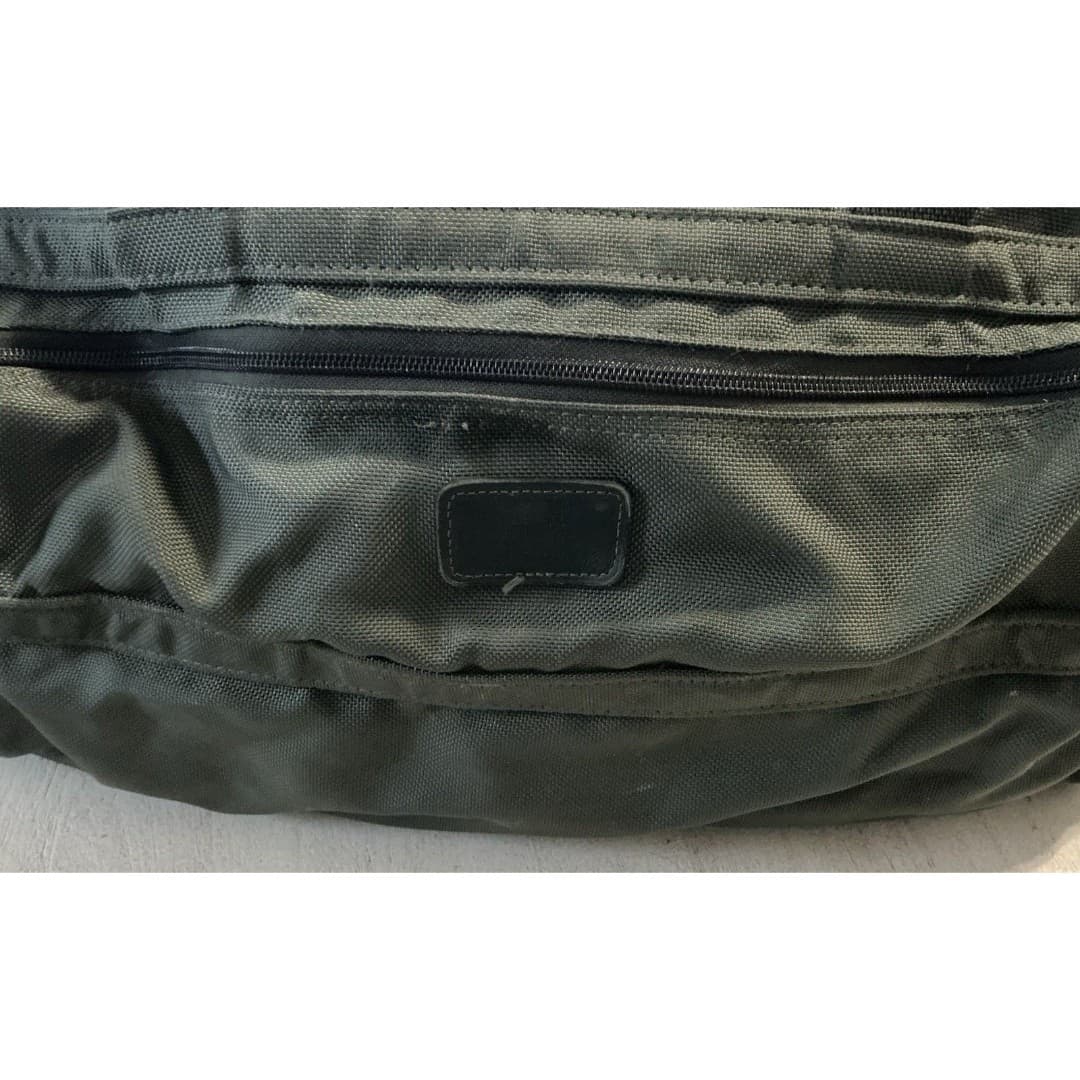 TUMI Travel Duffle Bag Green Forrest Gym Bag Weekender Bag Leather Strap - Thumbnail 2