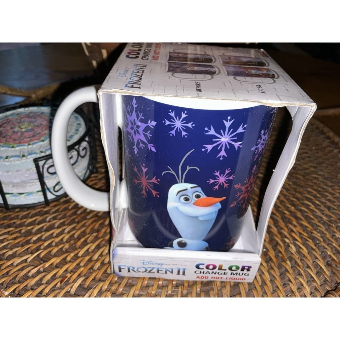 Disney Frozen Color Changing Hot Chocolate Mug, Zak! Designs,Elsa/Anna,15oz, NEW - Thumbnail 2