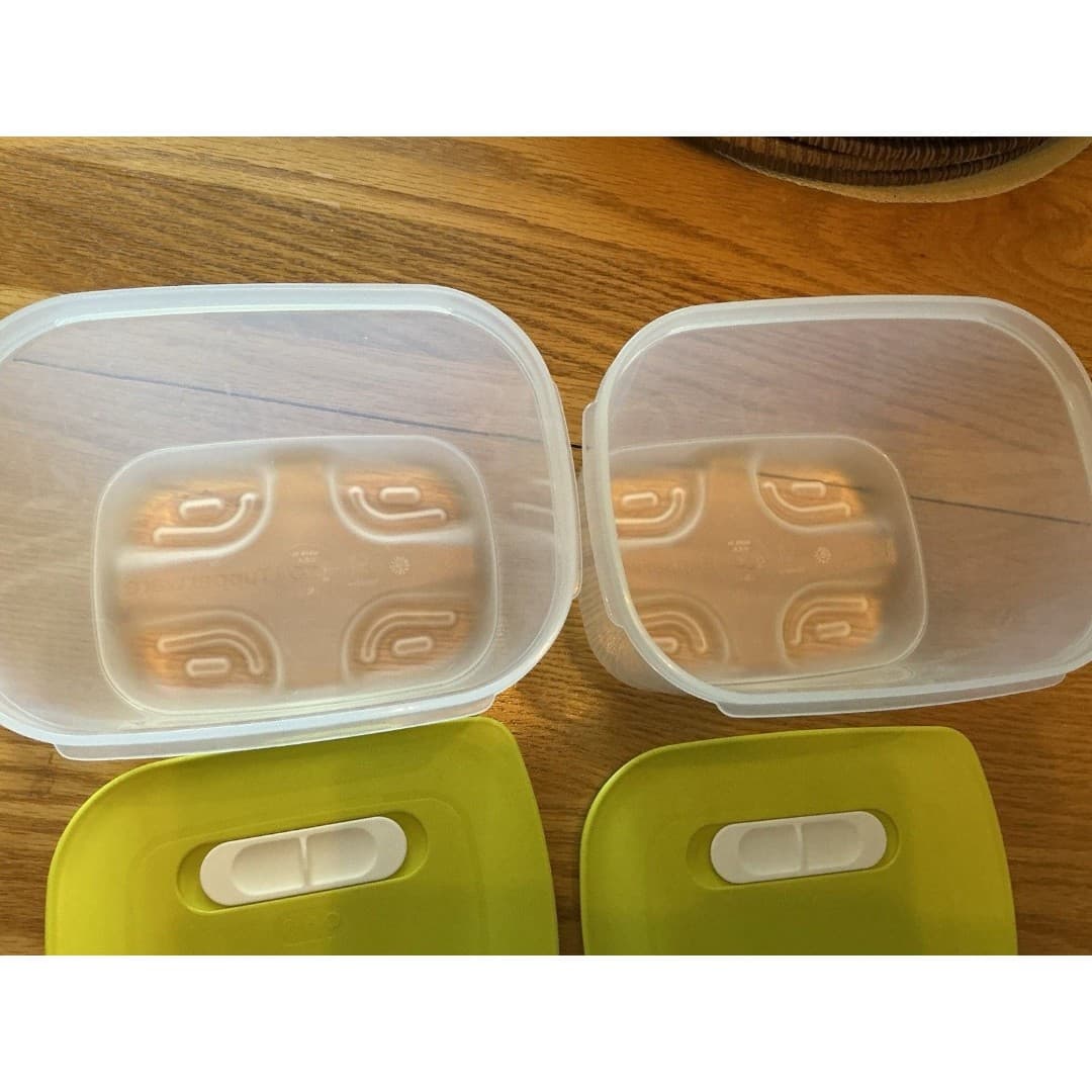 Set Of 2 Tupperware Fridgesmart Storage Containers 1.8 L/1.75 QT W/ Lids - Thumbnail 5