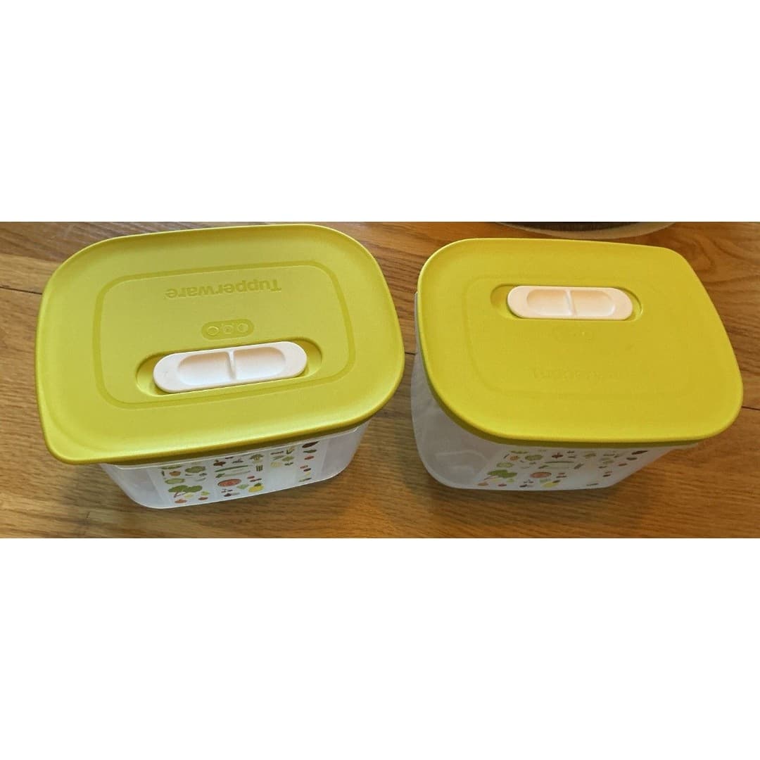 Set Of 2 Tupperware Fridgesmart Storage Containers 1.8 L/1.75 QT W/ Lids - Thumbnail 2