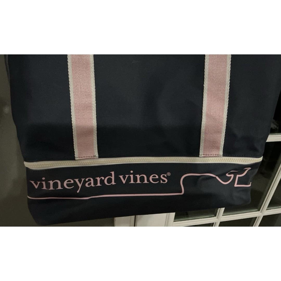 Vineyard Vines for Target Whale Line Beach Bag Tote Pockets Zipper Navy Pink - Thumbnail 3