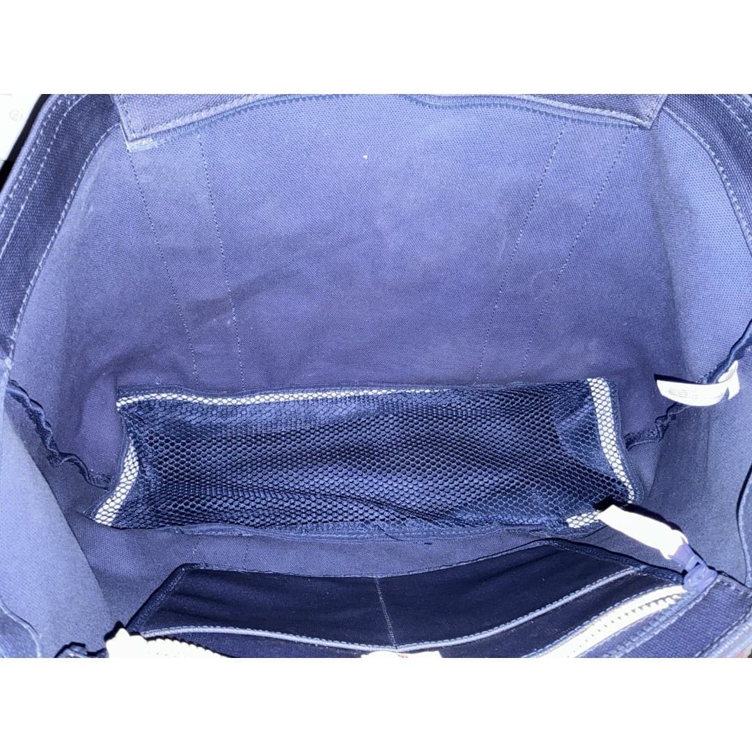 Vineyard Vines for Target Whale Line Beach Bag Tote Pockets Zipper Navy Pink - Thumbnail 9