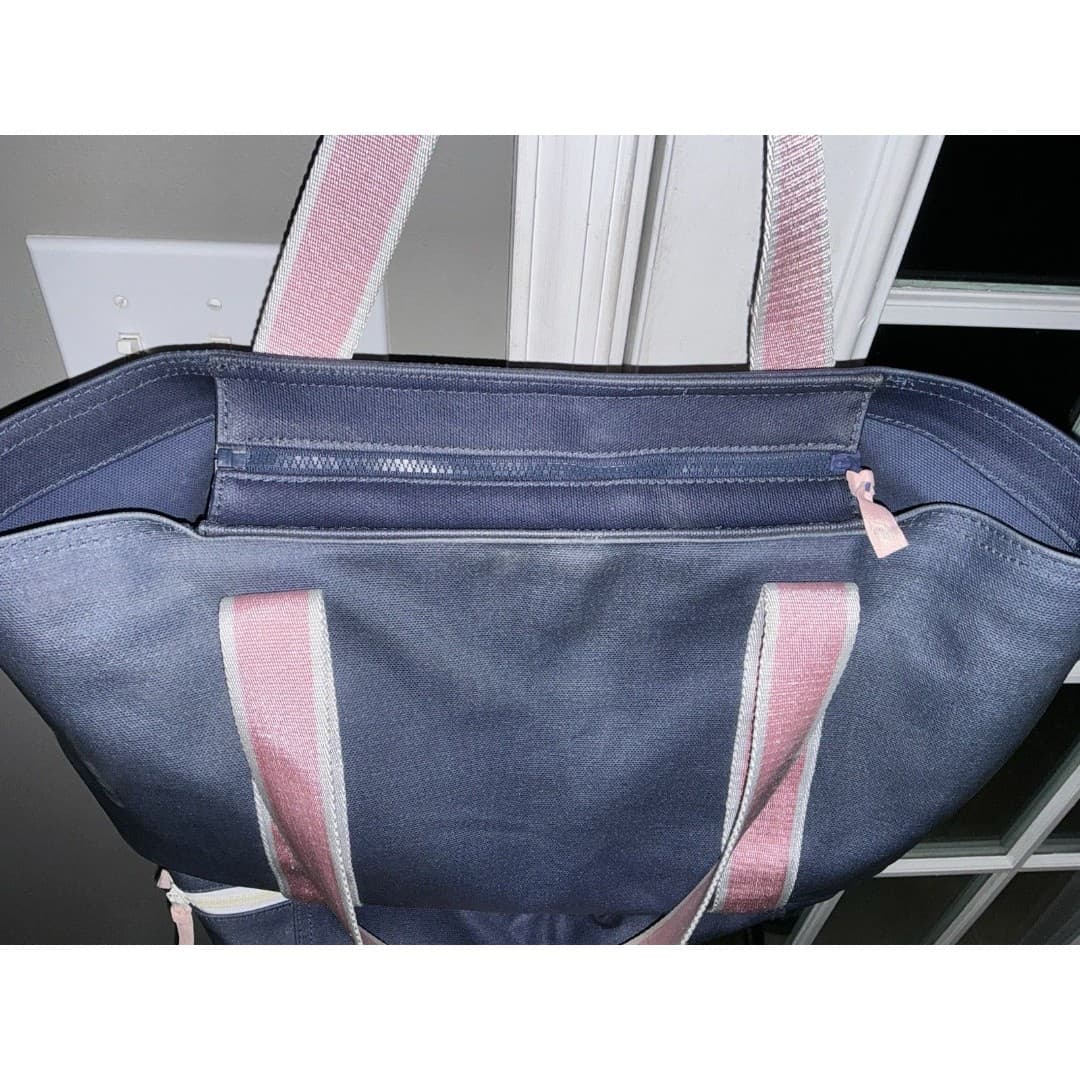 Vineyard Vines for Target Whale Line Beach Bag Tote Pockets Zipper Navy Pink - Thumbnail 10