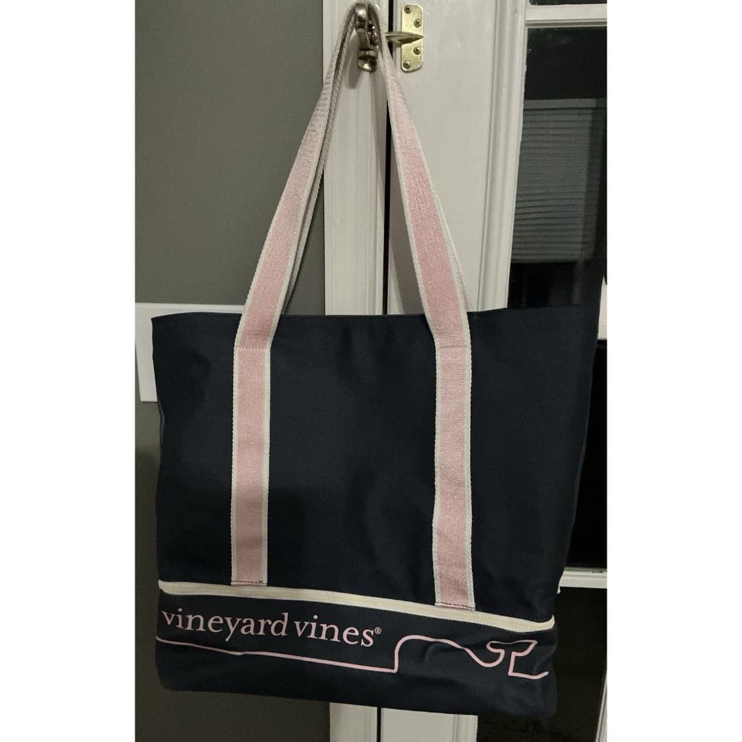 Vineyard Vines for Target Whale Line Beach Bag Tote Pockets Zipper Navy Pink - Thumbnail 2