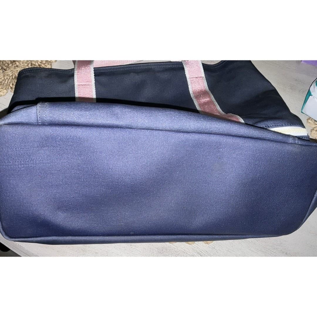 Vineyard Vines for Target Whale Line Beach Bag Tote Pockets Zipper Navy Pink - Thumbnail 11
