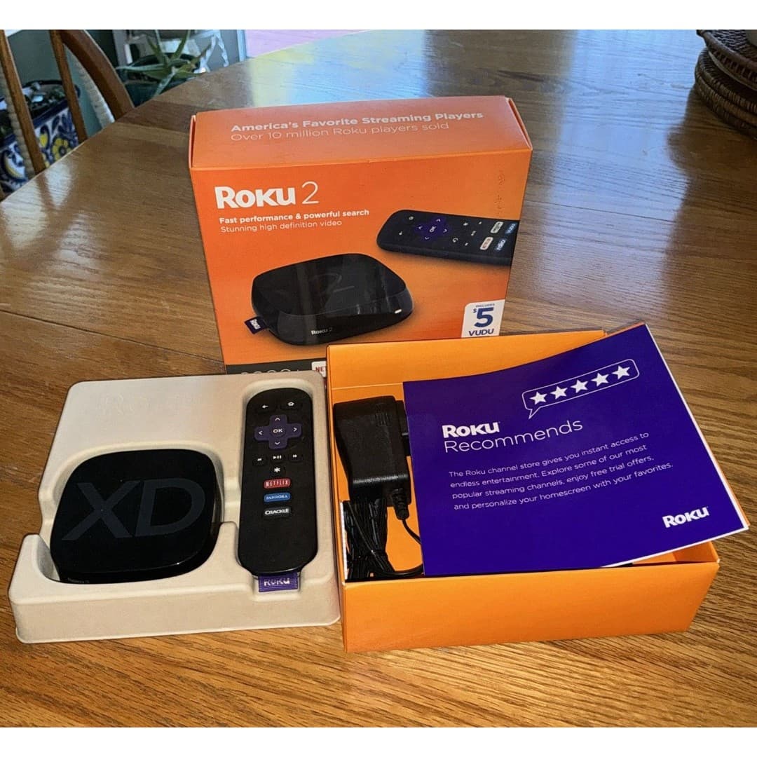 Roku 2 (3rd Generation) Media Streamer 4210RW - Black (Unused - Open Box) - Thumbnail 2
