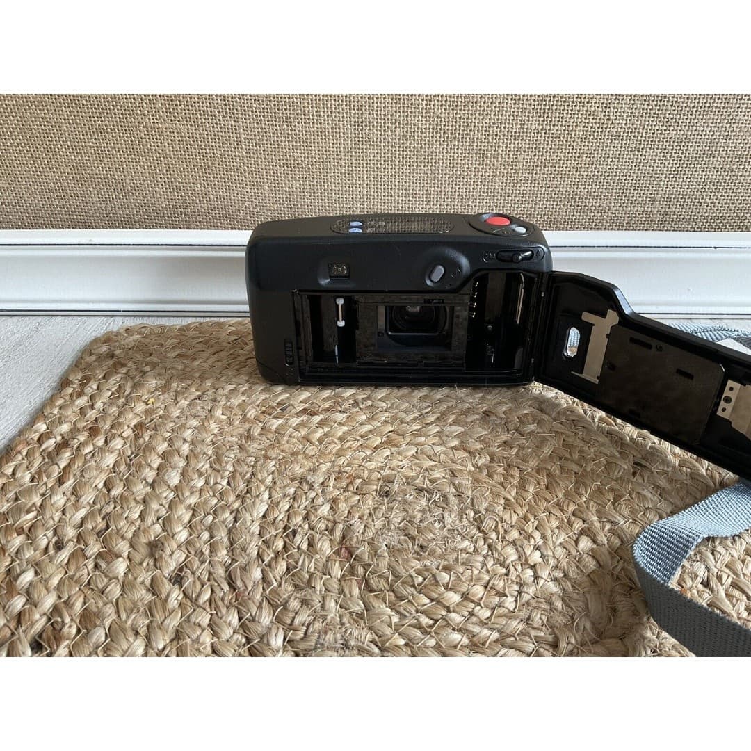 Pentax Zoom 60-X 35mm Compact Macro Point & Shoot Film Camera TESTED NEED BATT - Thumbnail 3