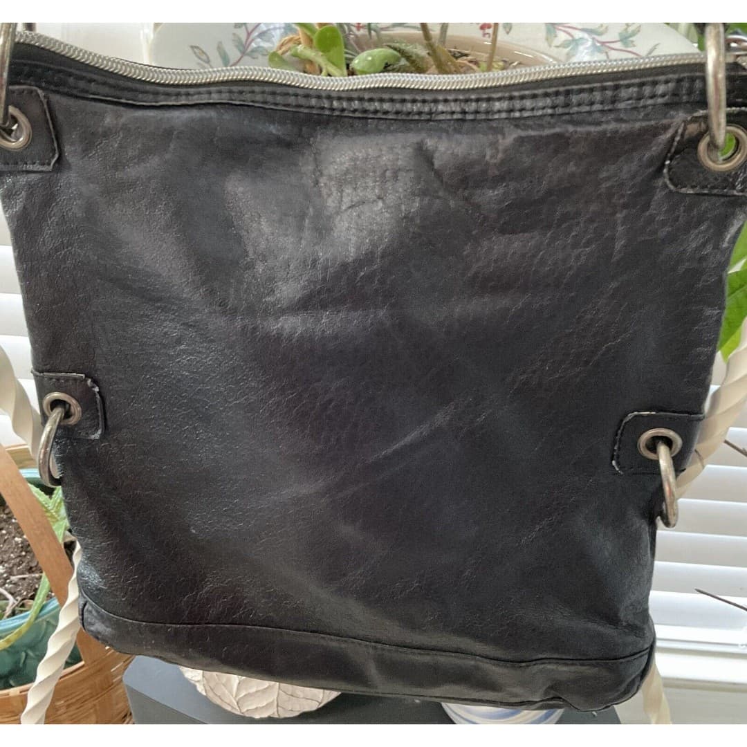 The Sak Black Leather Silver Gunmetal Purse Shoulder Black Strap - Thumbnail 8