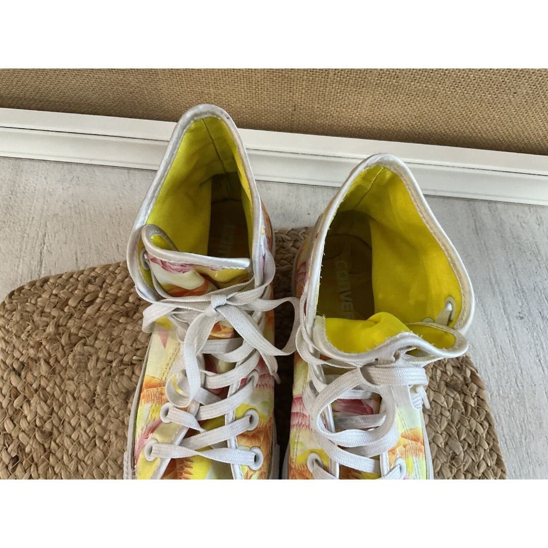 CONVERSE WOMEN'S CHUCK TAYLOR ALL STAR - "GEOMETRIC" COLLECTION Sz 5 - Thumbnail 9