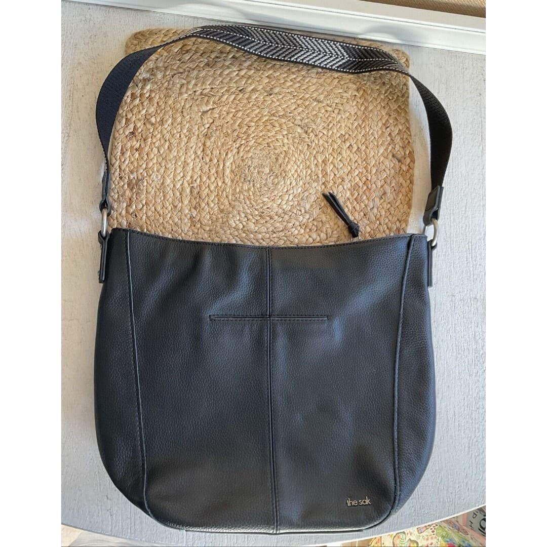 The Sak Black Soft Leather Handbag Shoulder Bag Purse Pebbled Leather Medium Bag - Thumbnail 2