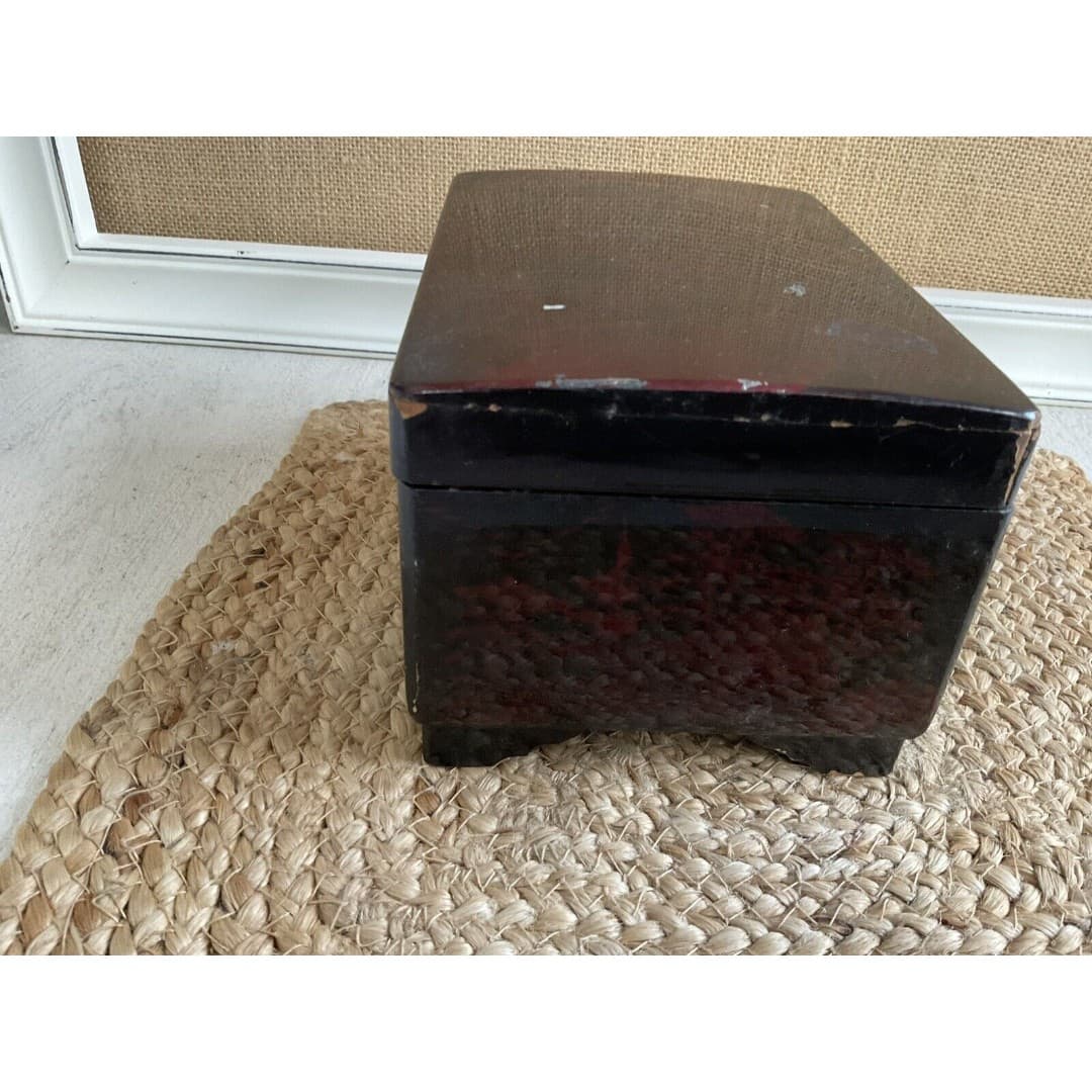 Vintage M . M Japan Wooden Flip Top Jewelry / Music Box Blue Felt Lined Mirror - Thumbnail 7