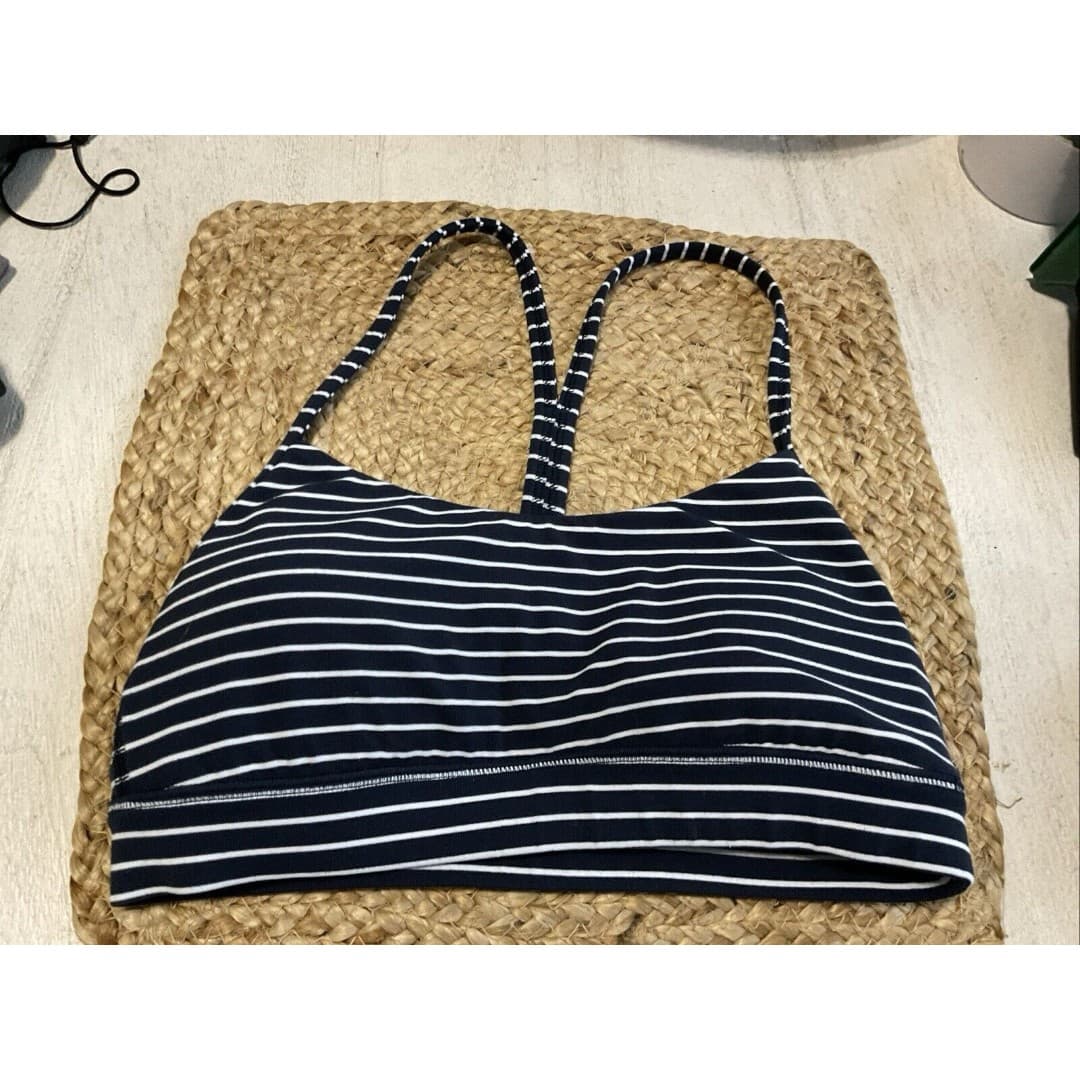 Lululemon Striped Blue/White Y Back Sports Bra Sz 4