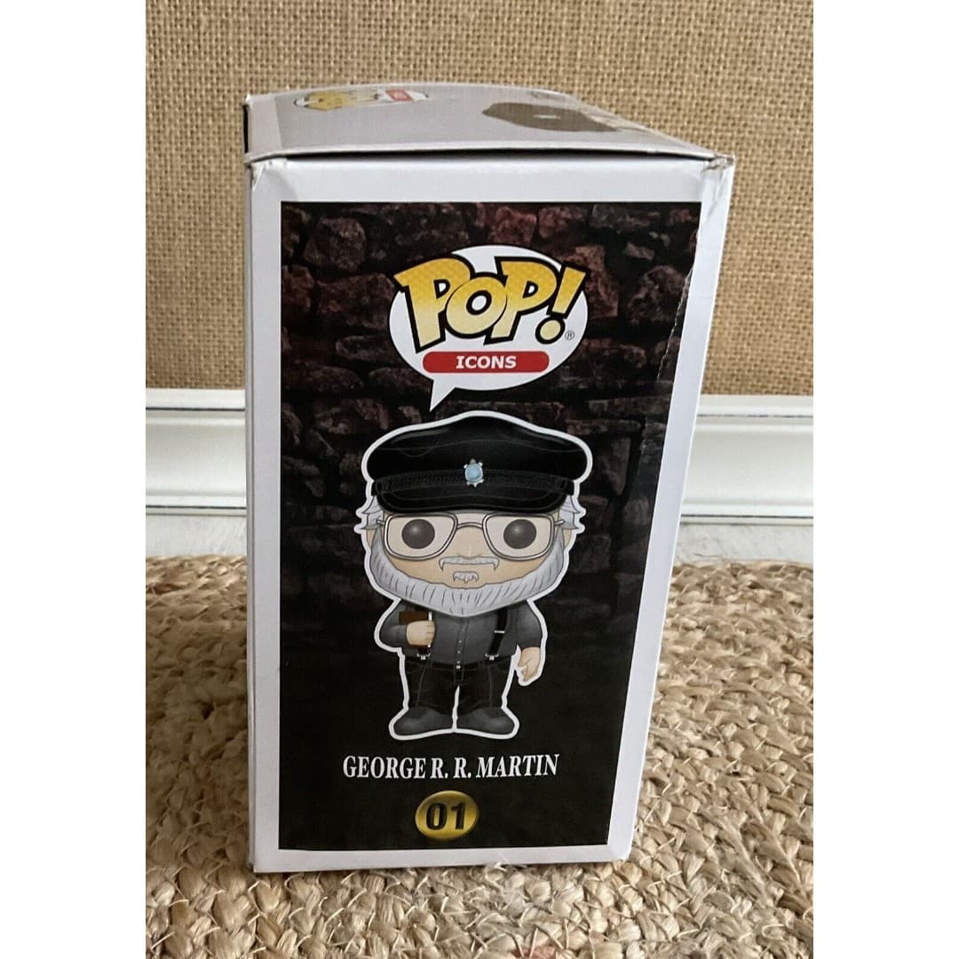 Funko Pop Icons George R.R. Martin #01 Barnes & Noble Exclusive Figure - Thumbnail 3