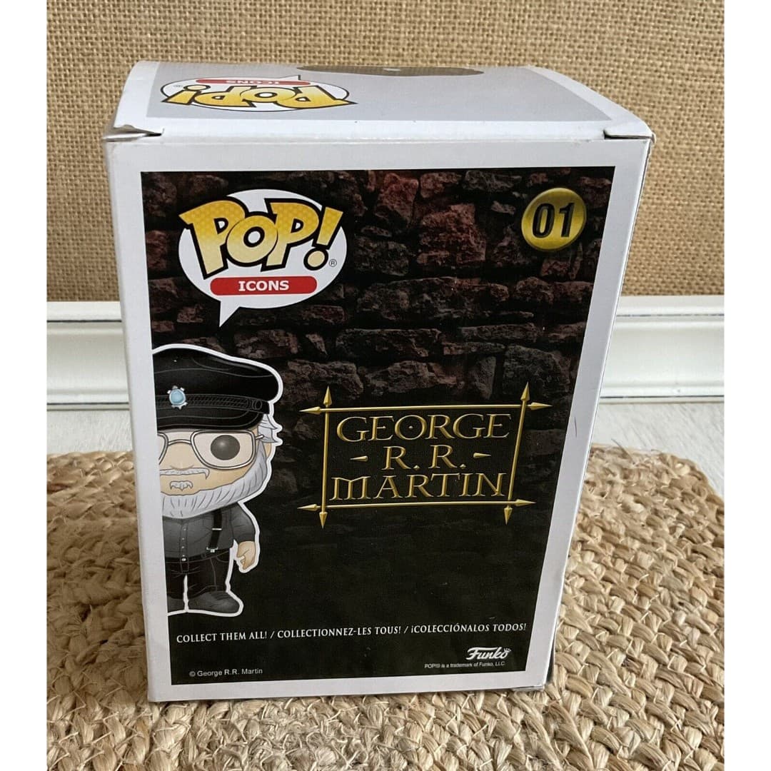 Funko Pop Icons George R.R. Martin #01 Barnes & Noble Exclusive Figure - Thumbnail 2
