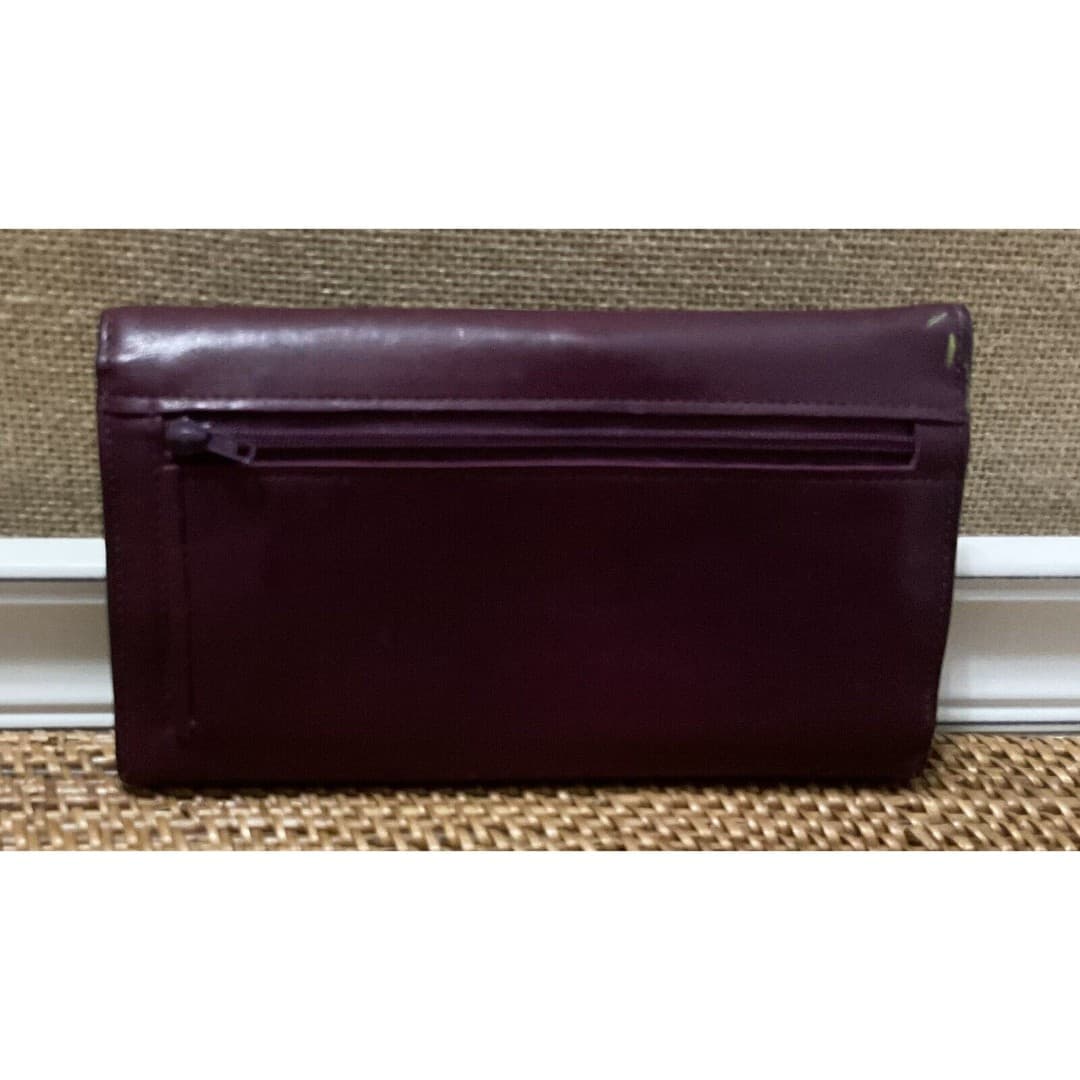 BUXTON Women's "Heiress Organizer” Burgundy tri-fold Clutch wallet - Thumbnail 2