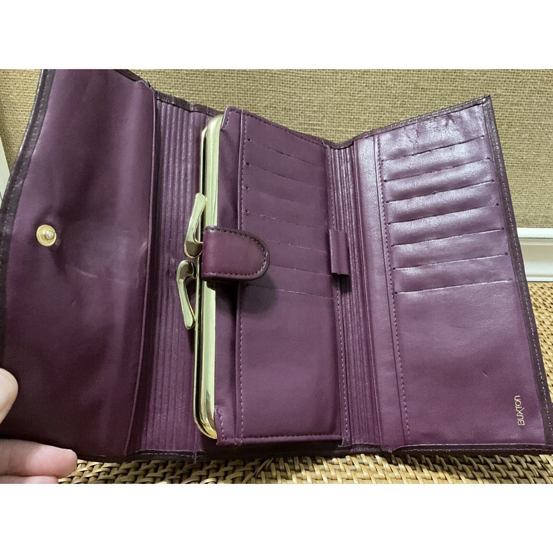 BUXTON Women's "Heiress Organizer” Burgundy tri-fold Clutch wallet - Thumbnail 8