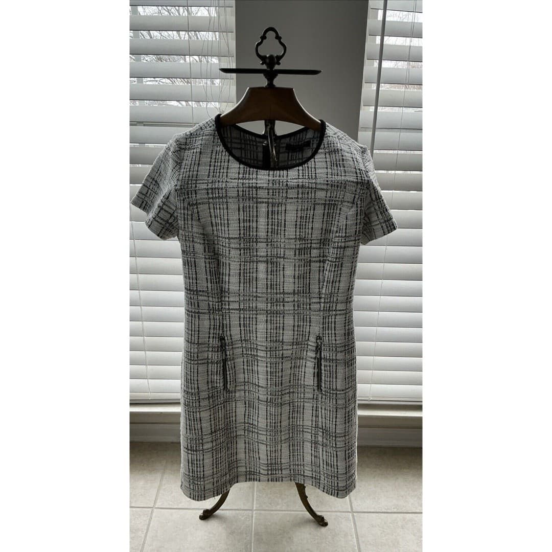 Sharagano Women’s Size 16 Black/White Tweed Short Sleeve Boat Neck Career Dress