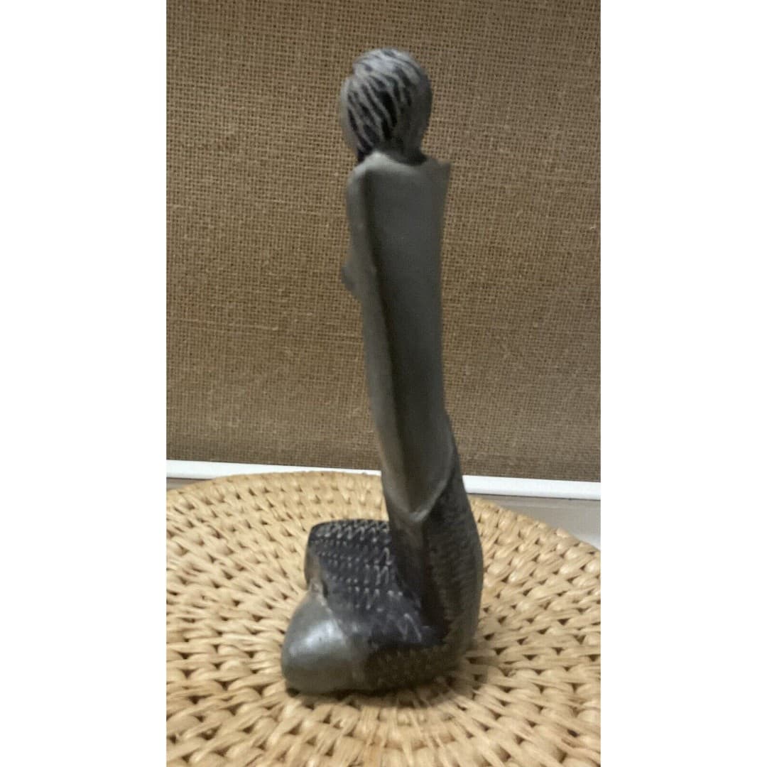 Zimbabwe Shona Serpentine Stone Sculpture African Art Woman - Thumbnail 9
