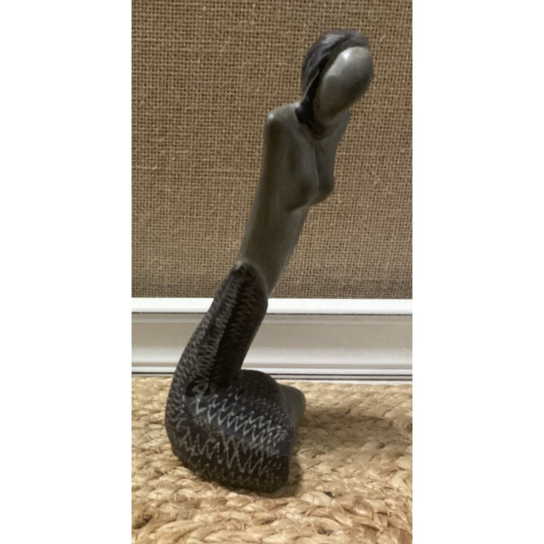 Zimbabwe Shona Serpentine Stone Sculpture African Art Woman - Thumbnail 4