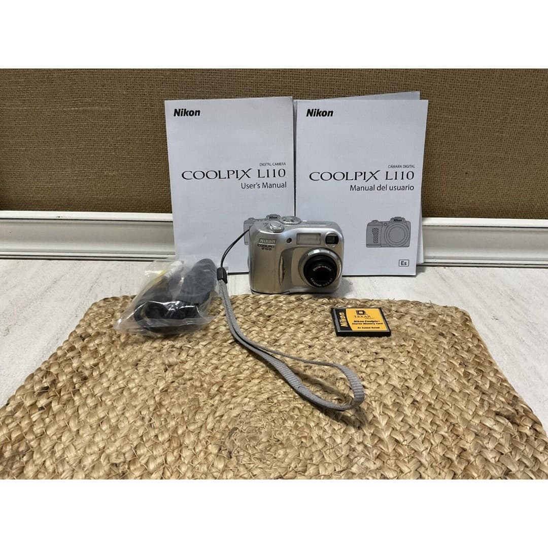 Nikon Digital Camera Coolpix 2100 2.0MP Silver Tested - Thumbnail 4