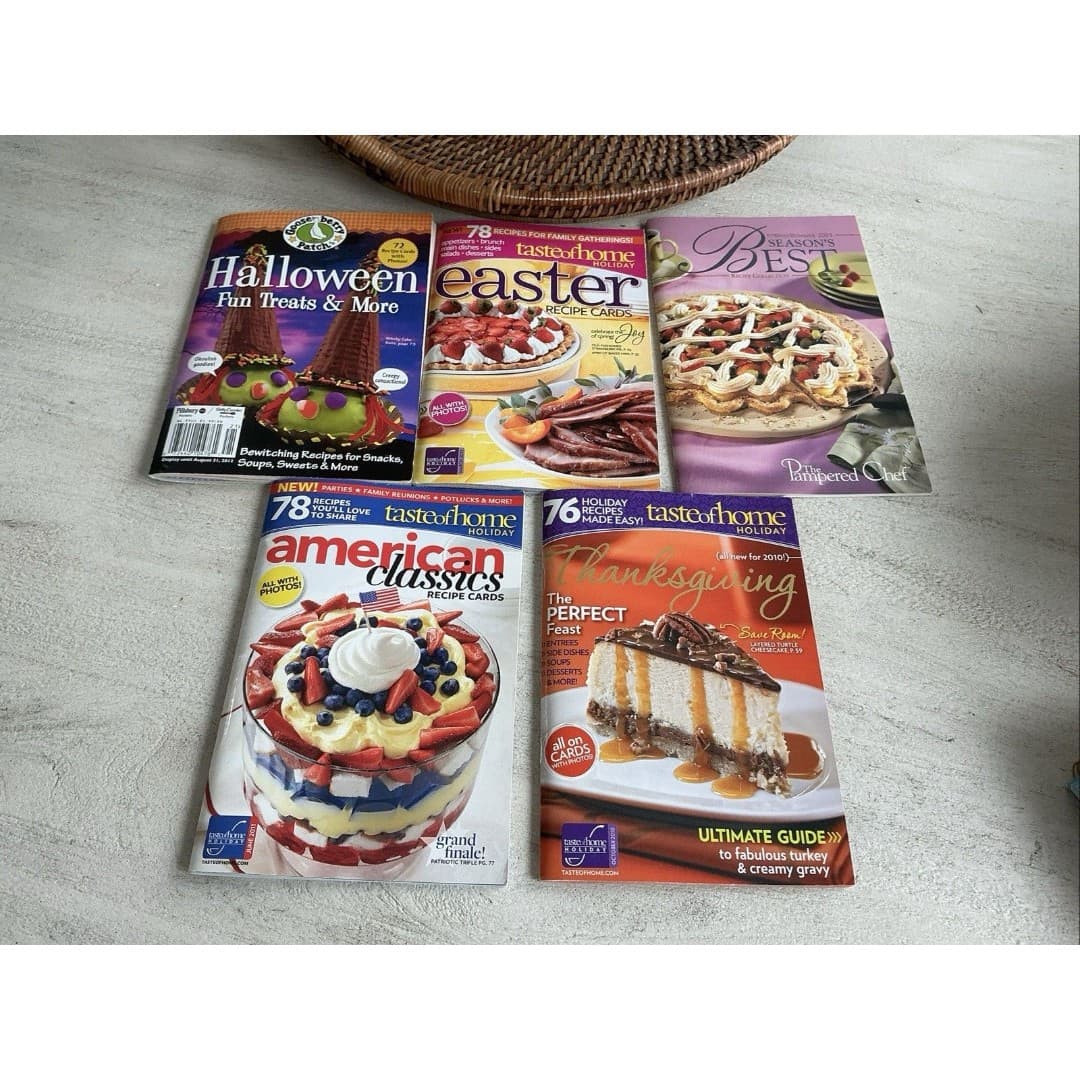 Taste Of Home & Pillsbury Mini Recipes Cookbooks Magazines Recipes Lot Of 5